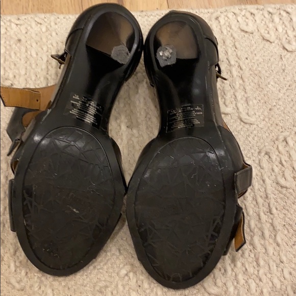 Kenneth Cole strappy  shoes - Picture 6 of 9